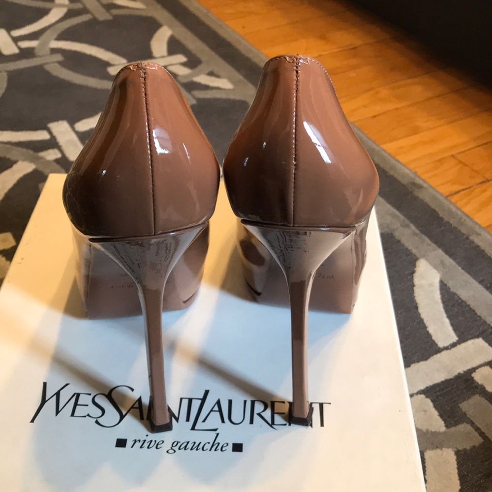 Tribute Pumps - Picture 3 of 5